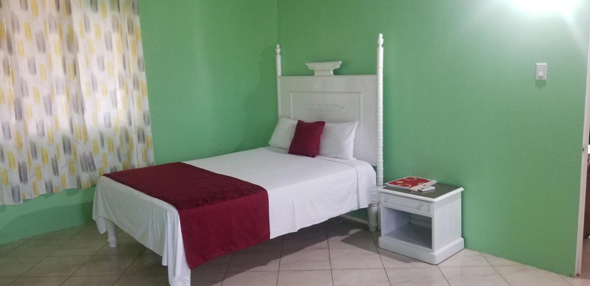 Wizzy Apartment White River Ocho Rios Exterior foto