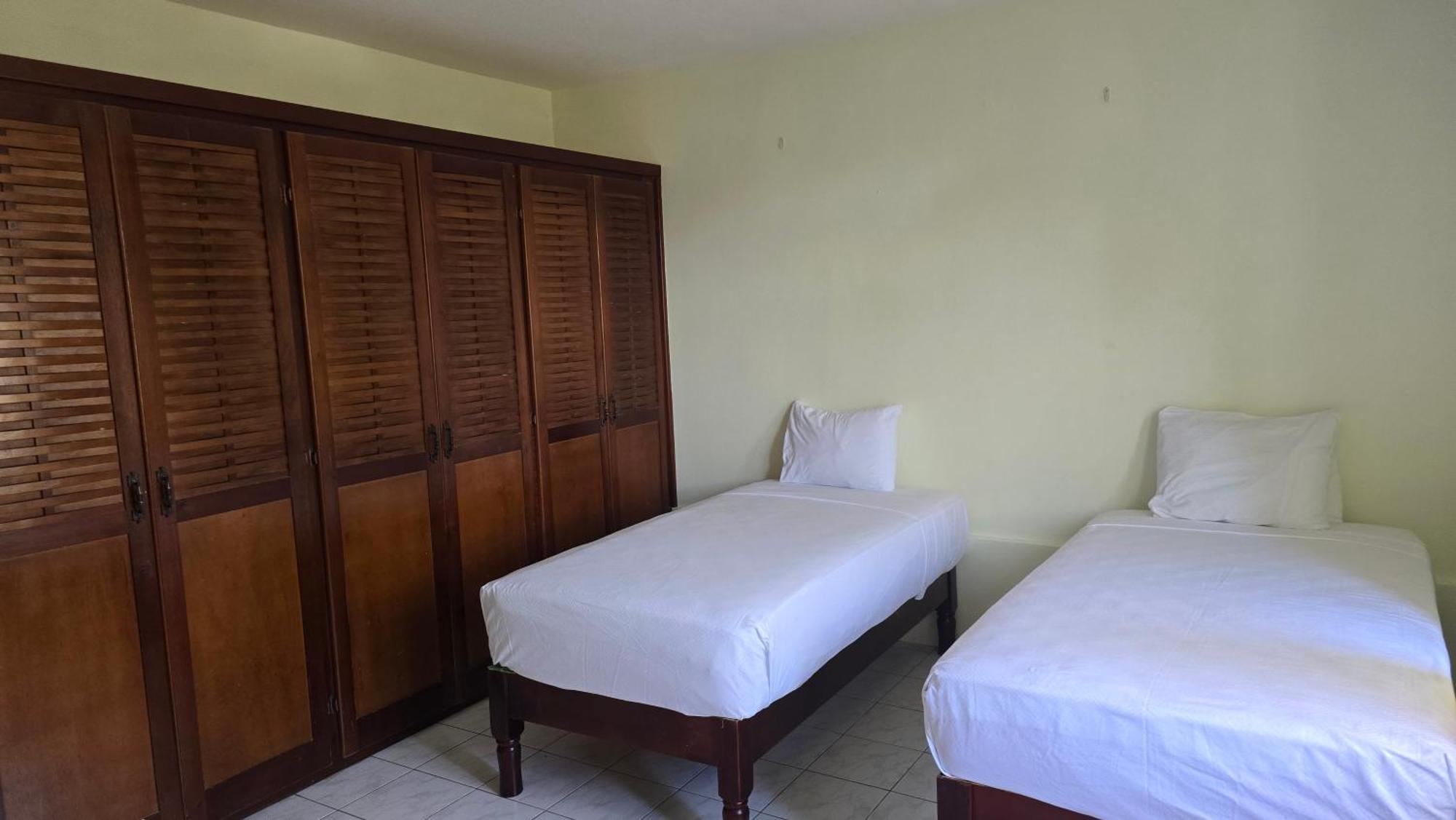 Wizzy Apartment White River Ocho Rios Cameră foto